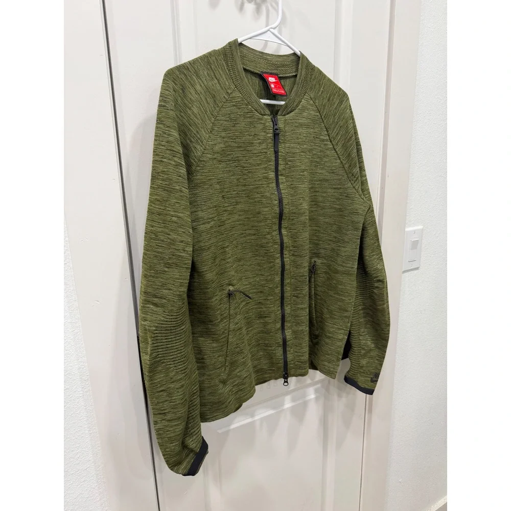 Nike Tech Knit Bomber Jacket Mens Medium Olive Green Heather Full Zip 832178-331